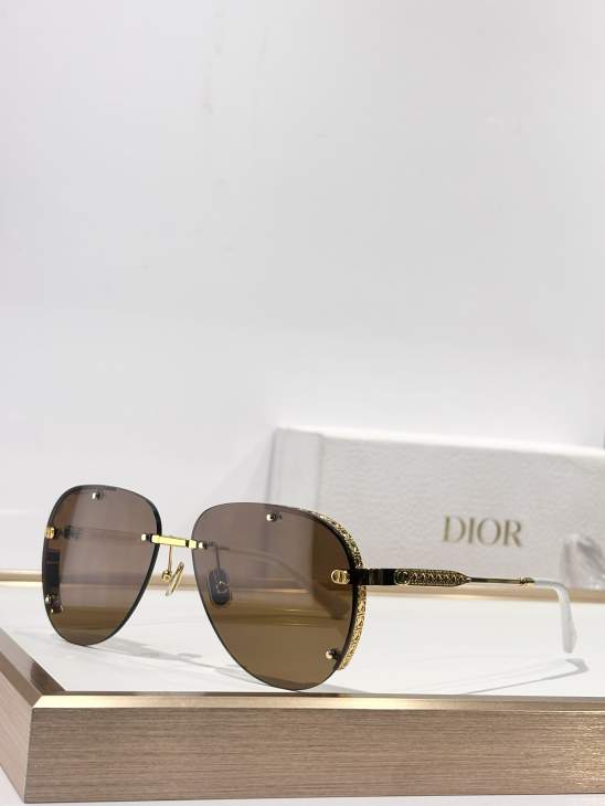 Picture of Dior Sunglasses _SKUfw77366847fw
